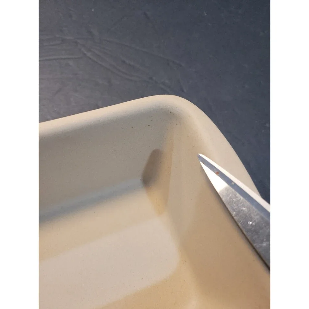 The Pampered Chef Family Heritage Stoneware Loaf Pan Bread Meatloaf 010602 USA